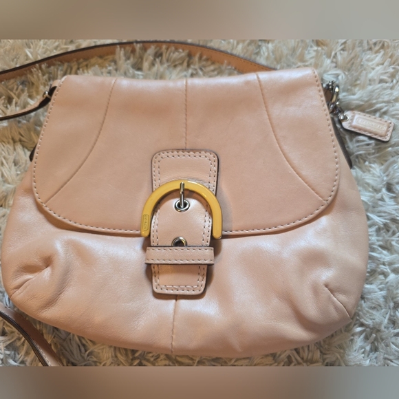 Genuine Coach Pink Blush Leather Soho Buckle Flap Crossbody Purse shoulder Bag - Picture 3 of 13